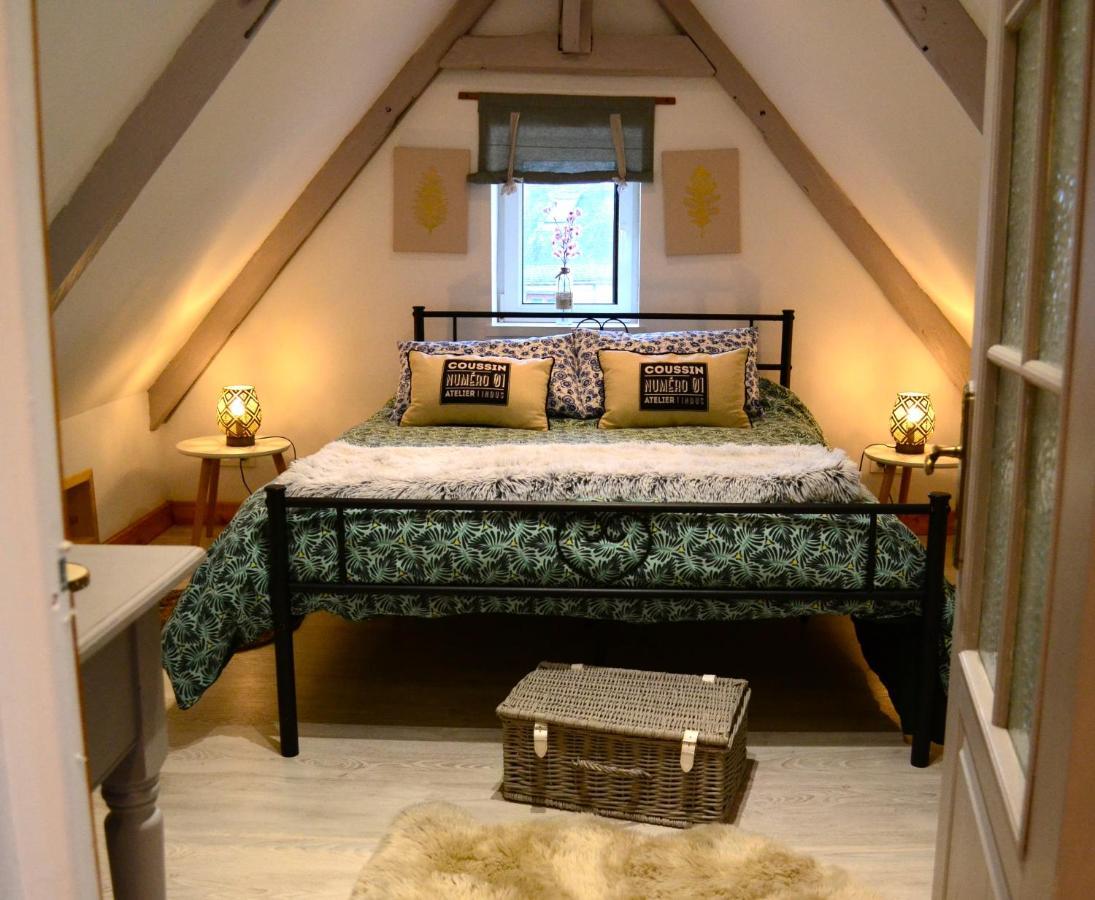 Le Vieux Moulin Gites - Detached Cottage With Garden Views And Pool Guégon Exteriér fotografie